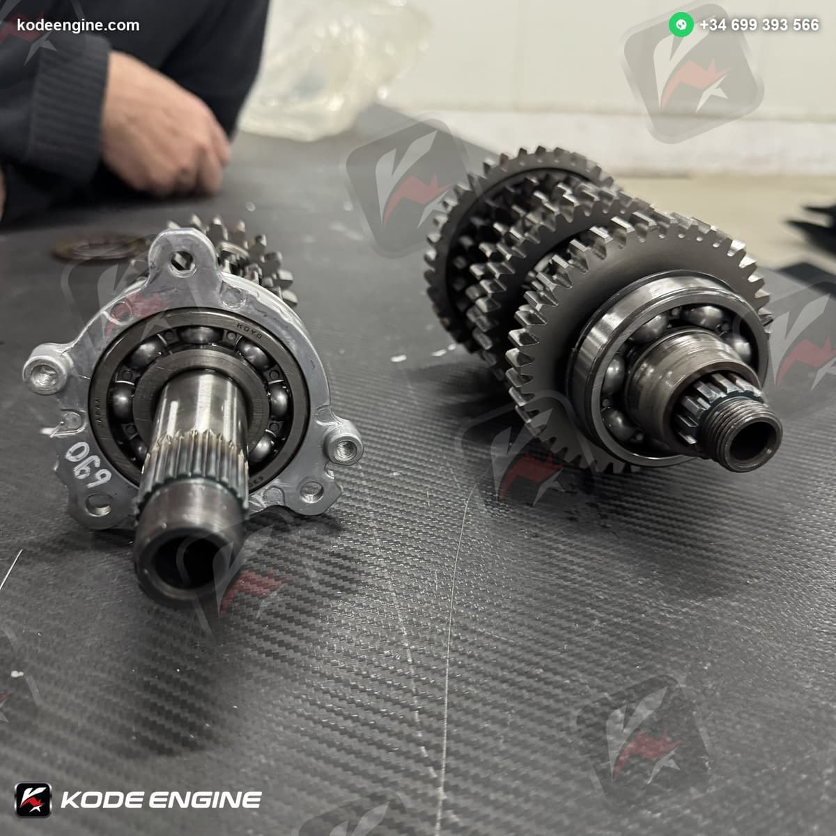 Triumph Moto2 765cc Gearbox – Primary & Secondary Shaft (NEW) 6