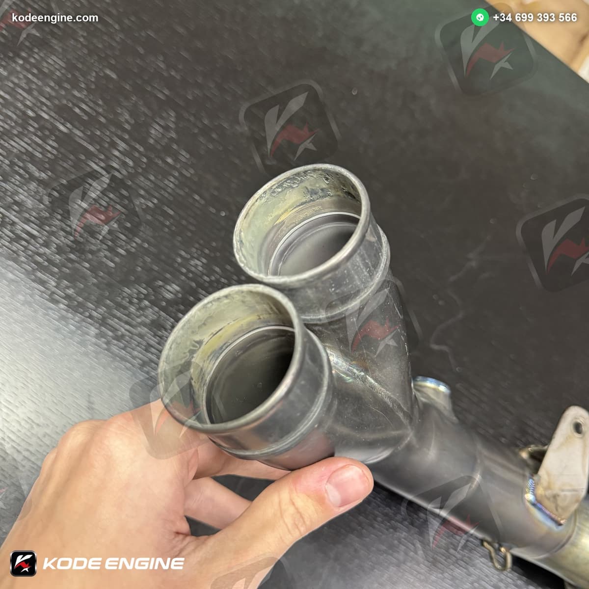 LeoVince Exhaust – Moto2 Honda – Left Exit (Heavily Used) 3