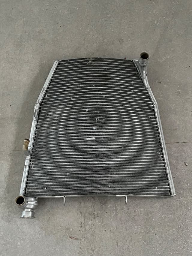 Aluminum Racing Radiator - Dual Core (Used) image 2