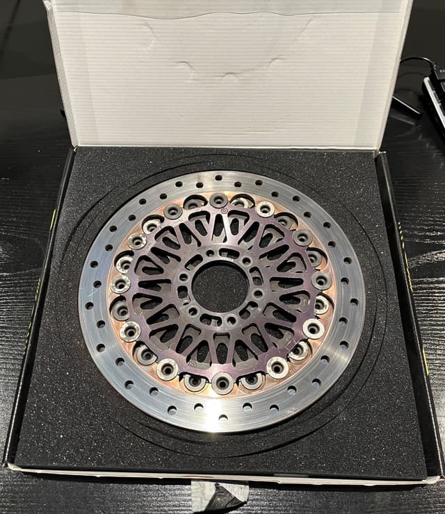 Brembo Front brake disc image 1