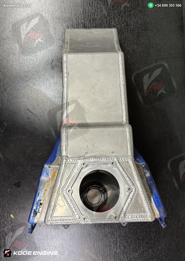 FTR Moto2 Fuel Tank – Genuine Racing Part image 4