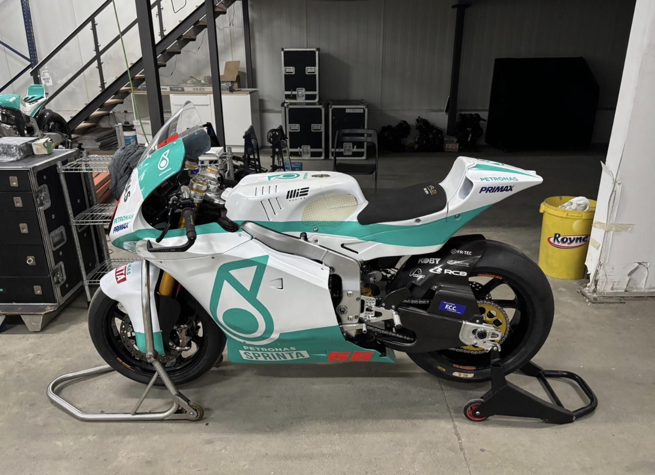 Wim B. — Complete Kalex Moto2 Triumph